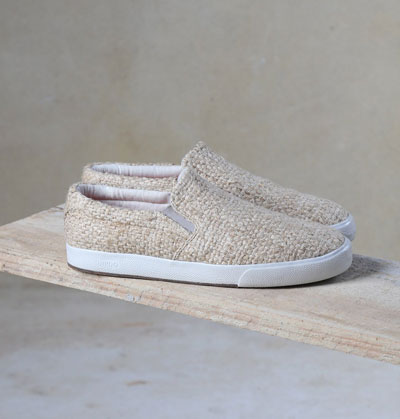 18. TÊNIS SLIP ON PALHA - Un/Do Upcycling Shoe Co.